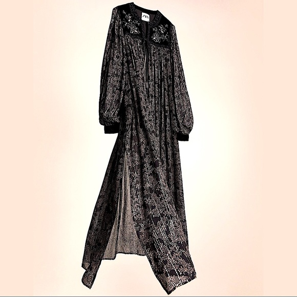 Embroidered Printed Kimono - Picture 6 of 12